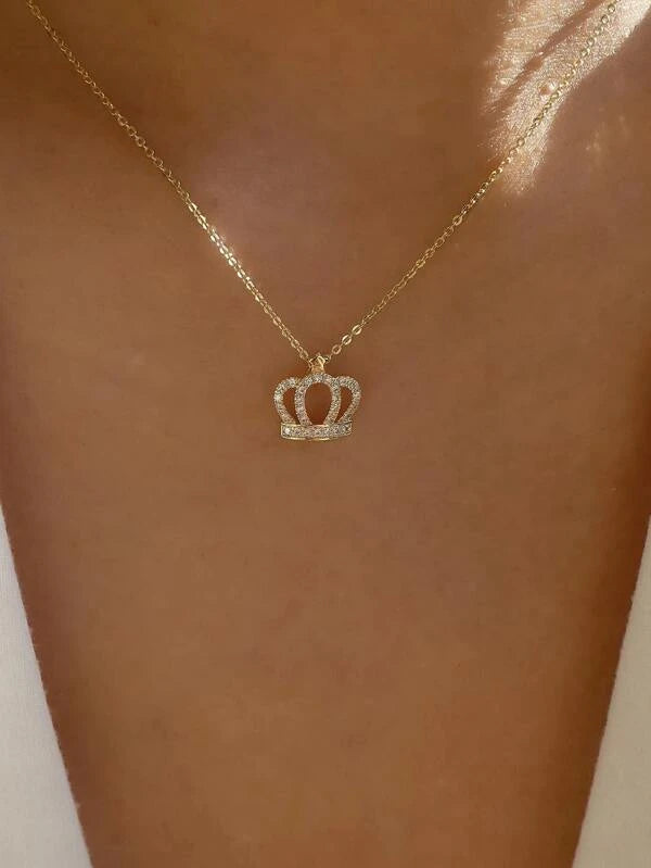 Rhinestone Crown Charm Short Necklace