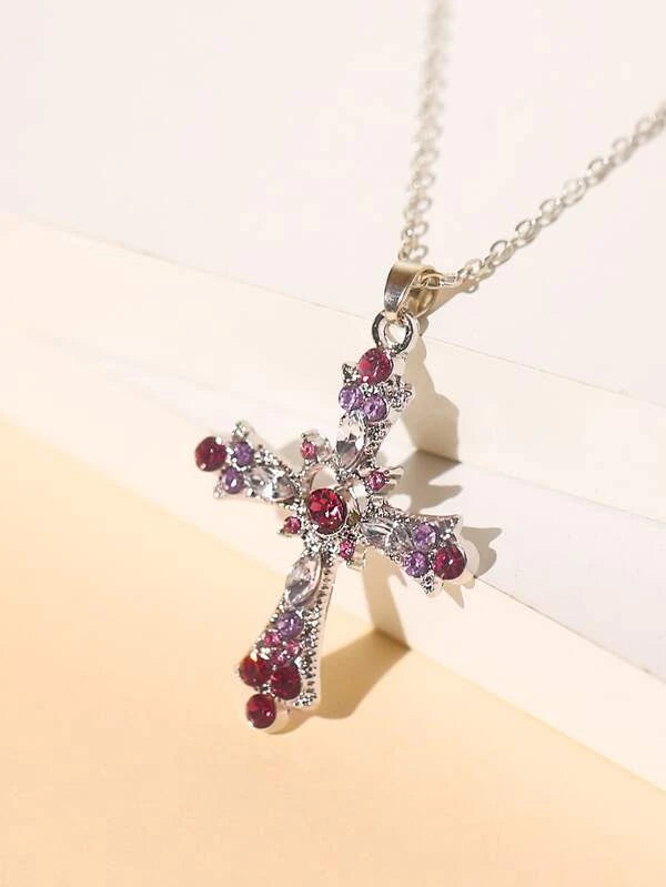Gorgeous Rhinestone Cross Pendant Short Necklace