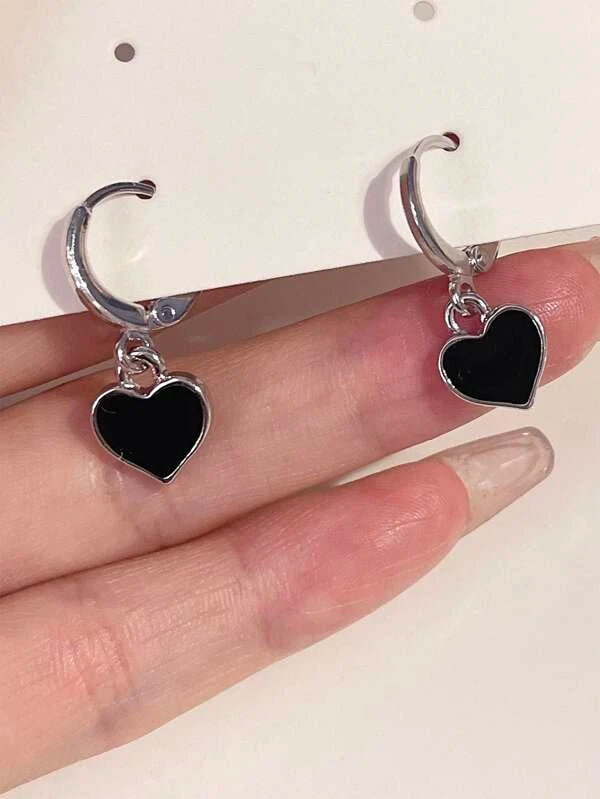 Small Black Heart Earrings