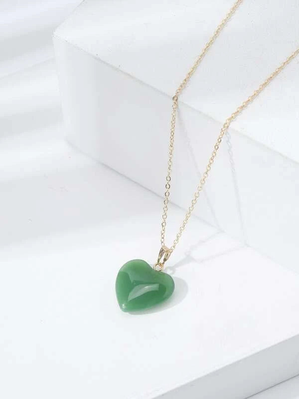 Green Heart Short Necklace