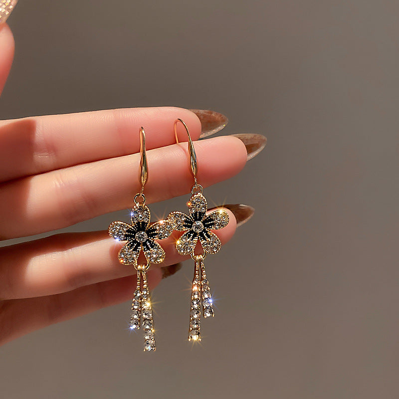 Sparkly Goldtone Flower Earrings