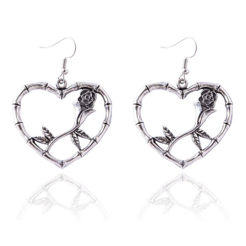 Vintage Style Heart Shaped Earrings with Rose